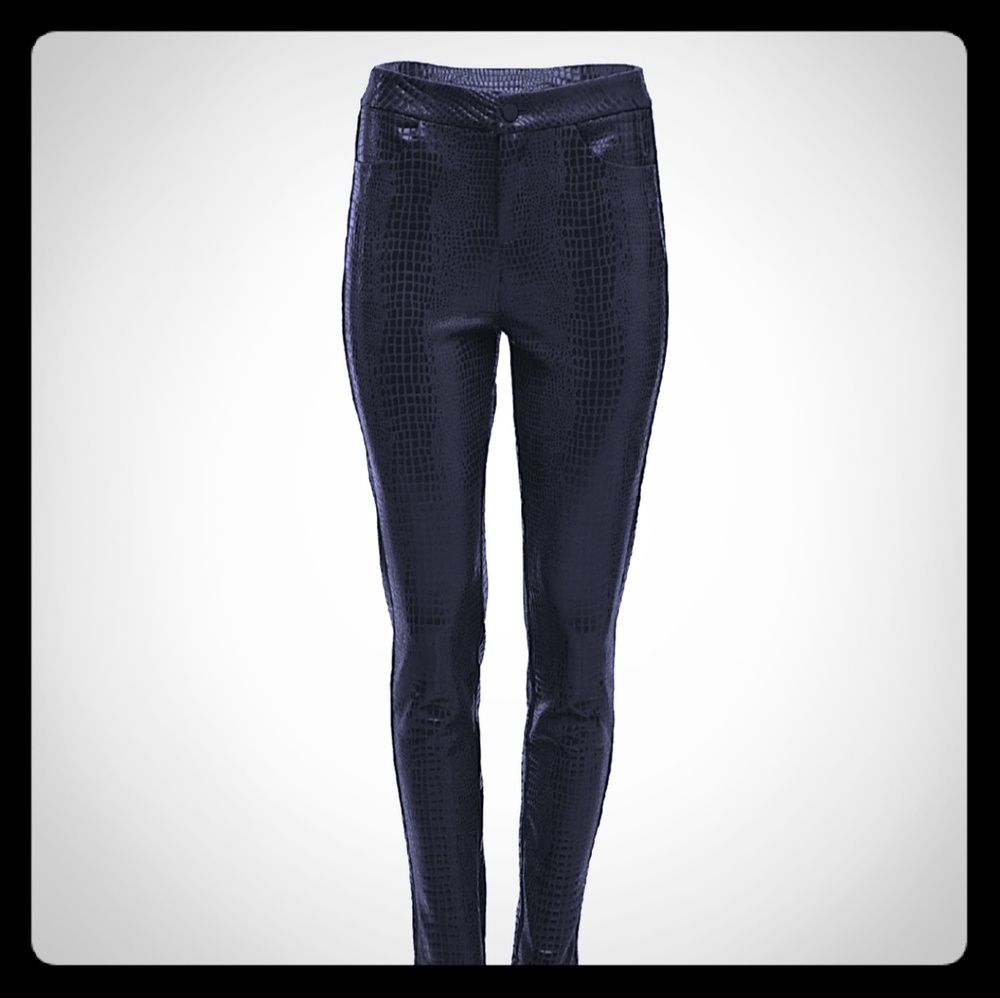 Jennifer Le Reptile Pants